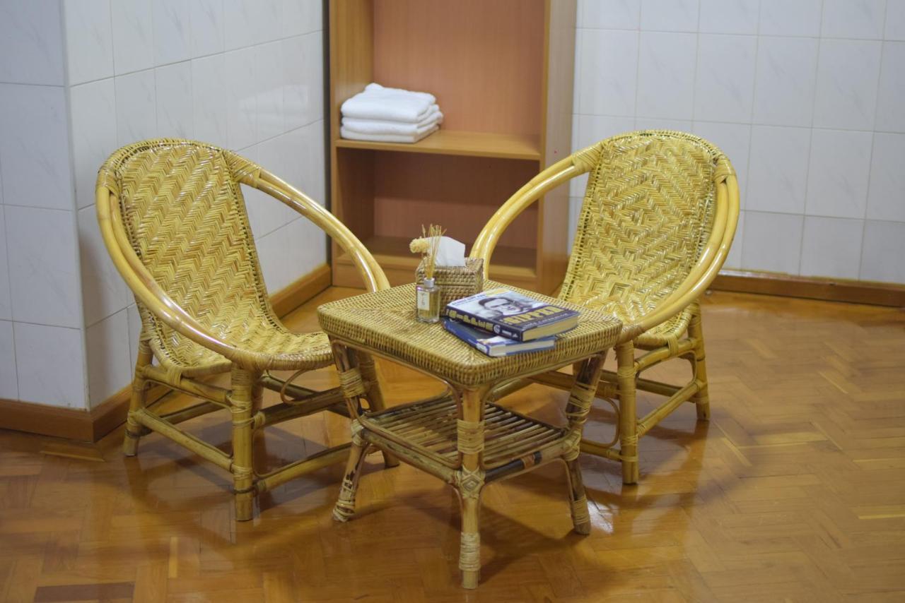 Celia Hostel Mandalay Ngoại thất bức ảnh