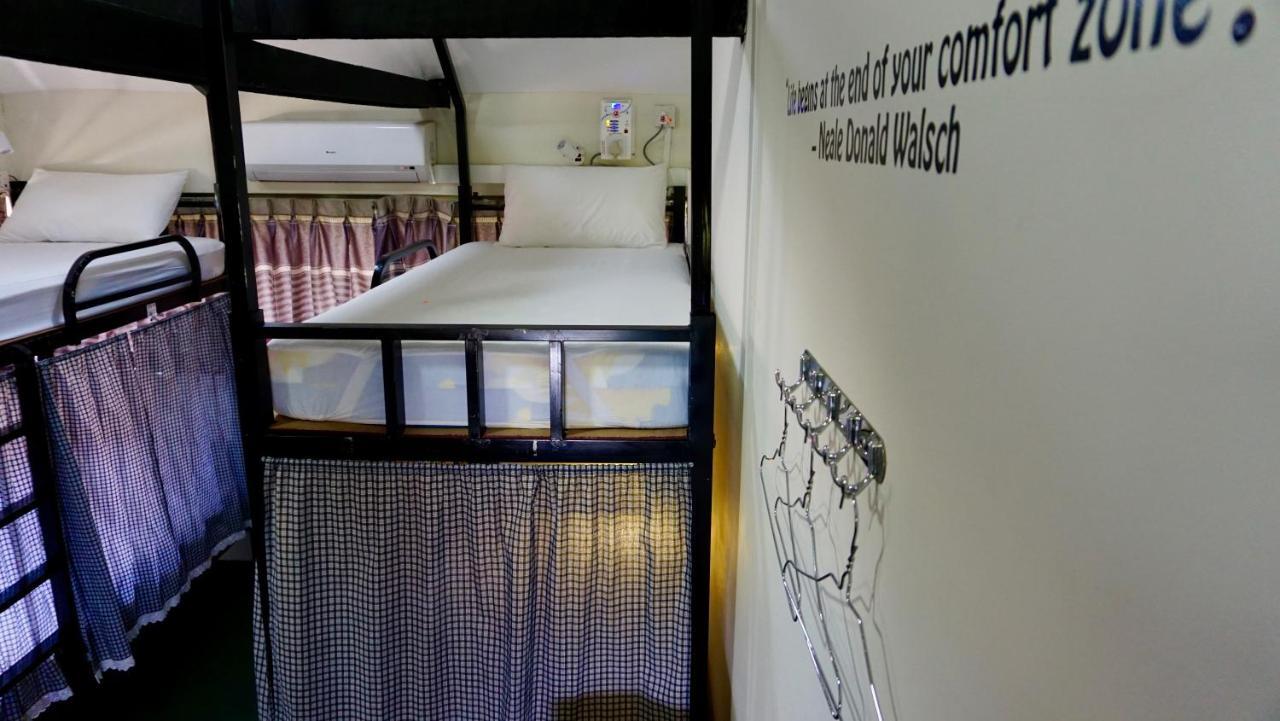 Celia Hostel Mandalay Ngoại thất bức ảnh