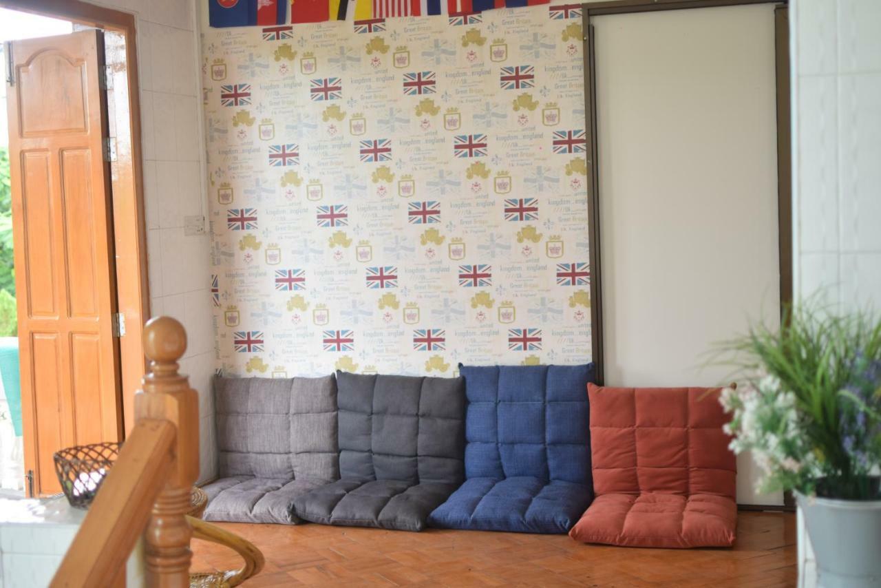 Celia Hostel Mandalay Ngoại thất bức ảnh