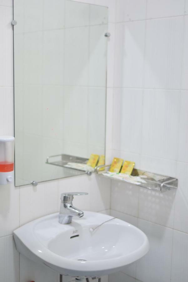 Celia Hostel Mandalay Ngoại thất bức ảnh