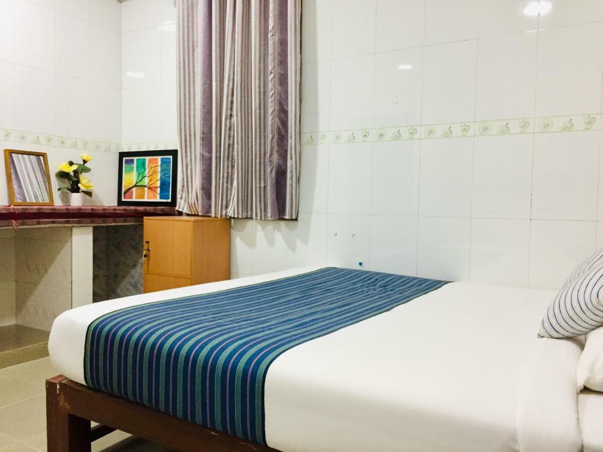 Celia Hostel Mandalay Ngoại thất bức ảnh